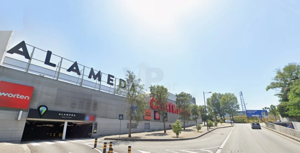 Terreno para Venda em Campanhã Foto 3