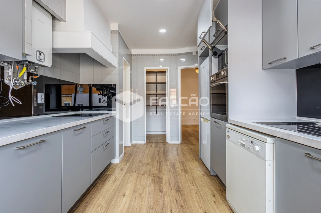 Apartamento T3 para Arrendamento em Marvila, Ribeira Santarém, São Salvador, São Nicolau Foto 1