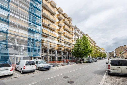 Apartamento T3 para Arrendamento em Marvila, Ribeira Santarém, São Salvador, São Nicolau