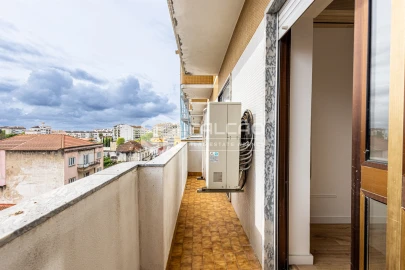 Apartamento T3 para Arrendamento em Marvila, Ribeira Santarém, São Salvador, São Nicolau