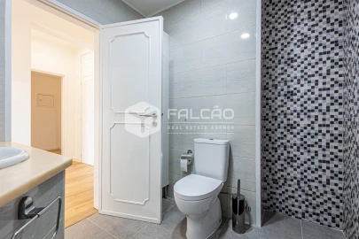 Apartamento T3 para Arrendamento em Marvila, Ribeira Santarém, São Salvador, São Nicolau