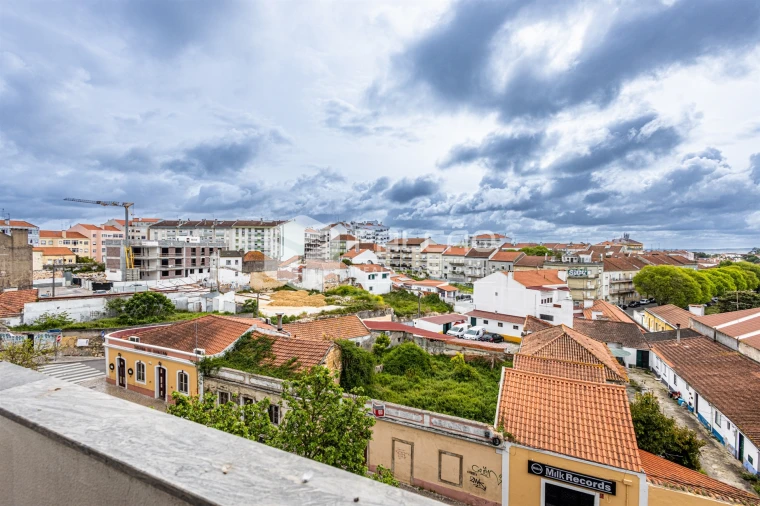 Apartamento T3 para Arrendamento em Marvila, Ribeira Santarém, São Salvador, São Nicolau Foto 11