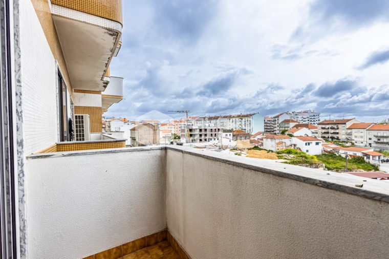 Apartamento T3 para Arrendamento em Marvila, Ribeira Santarém, São Salvador, São Nicolau Foto 10