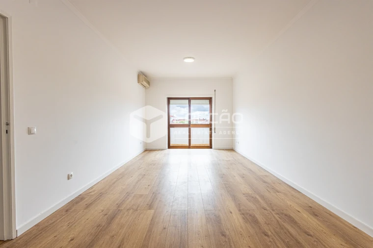 Apartamento T3 para Arrendamento em Marvila, Ribeira Santarém, São Salvador, São Nicolau Foto 8