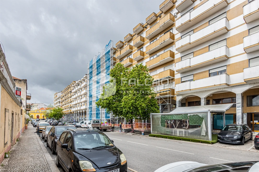 Apartamento T3 para Arrendamento em Marvila, Ribeira Santarém, São Salvador, São Nicolau Foto 40