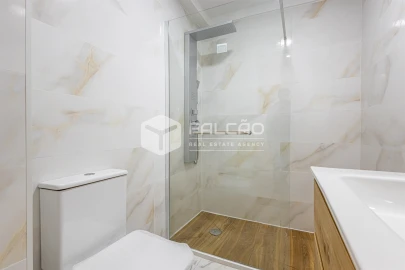 Apartamento T2 para Venda em Marvila, Ribeira Santarém, São Salvador, São Nicolau