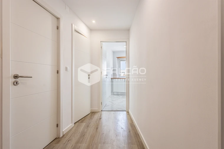 Apartamento T2 para Venda em Marvila, Ribeira Santarém, São Salvador, São Nicolau Foto 4