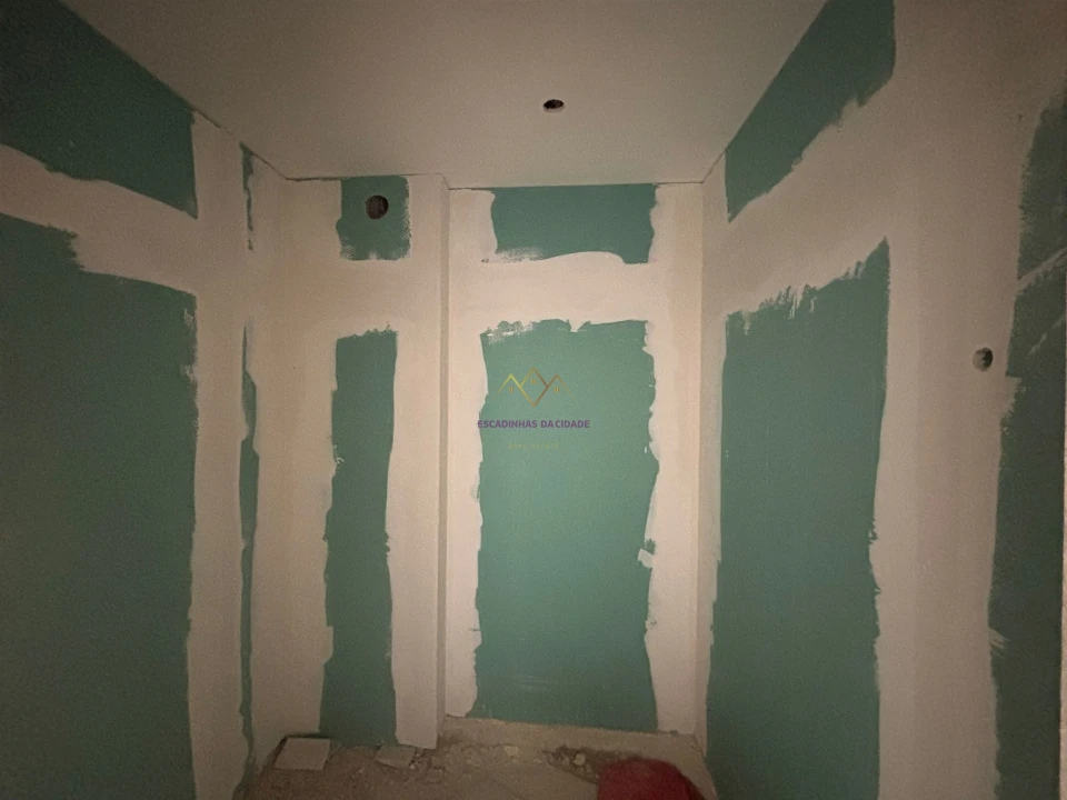 Apartamento T2 para Venda em Odivelas Foto 5