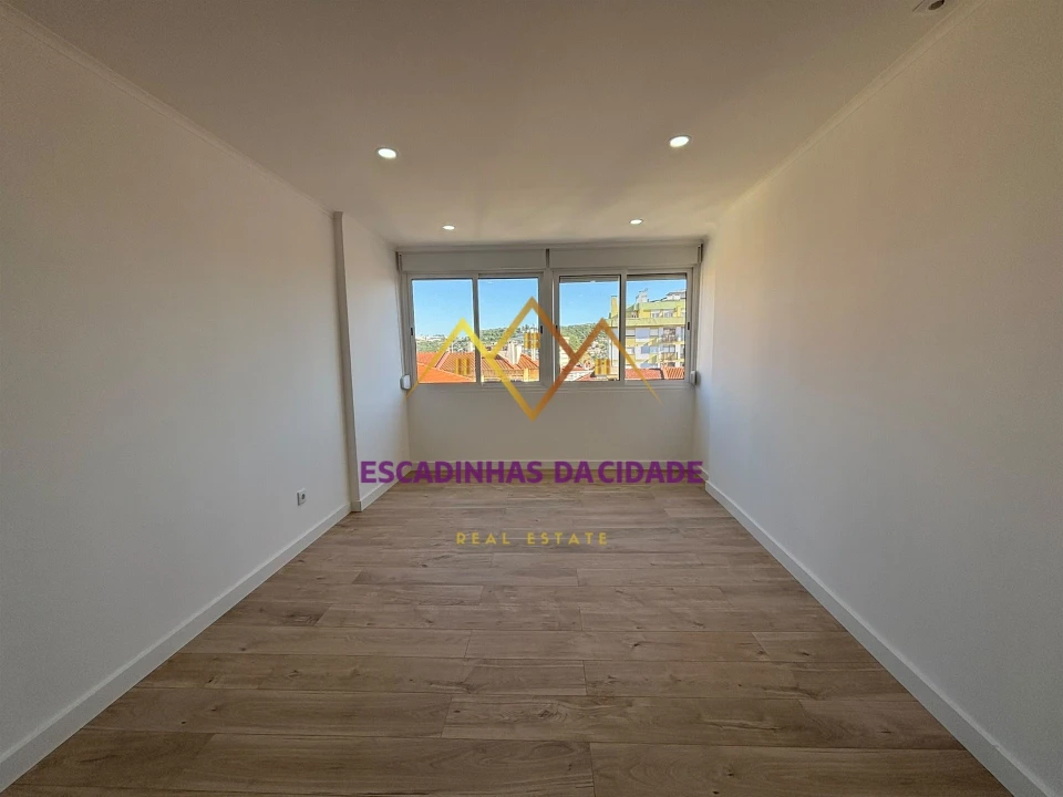 Apartamento T3 para Venda em Odivelas Foto 27