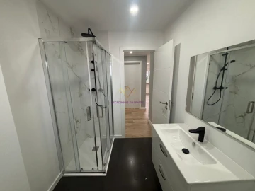 Apartamento T2 para Venda em Odivelas