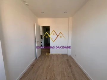 Apartamento T3 para Venda em Odivelas