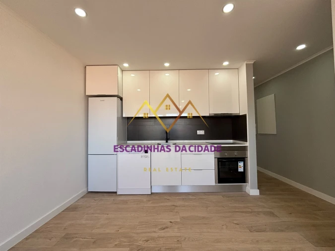 Apartamento T3 para Venda em Odivelas Foto 5