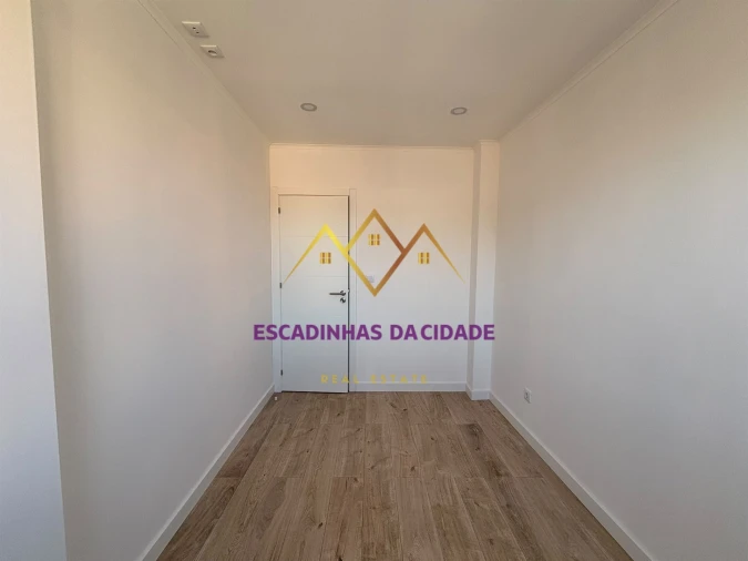 Apartamento T3 para Venda em Odivelas Foto 21