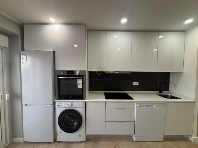 Apartamento T2 para Venda em Odivelas Foto 21