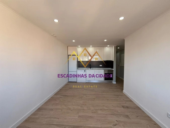 Apartamento T3 para Venda em Odivelas Foto 4