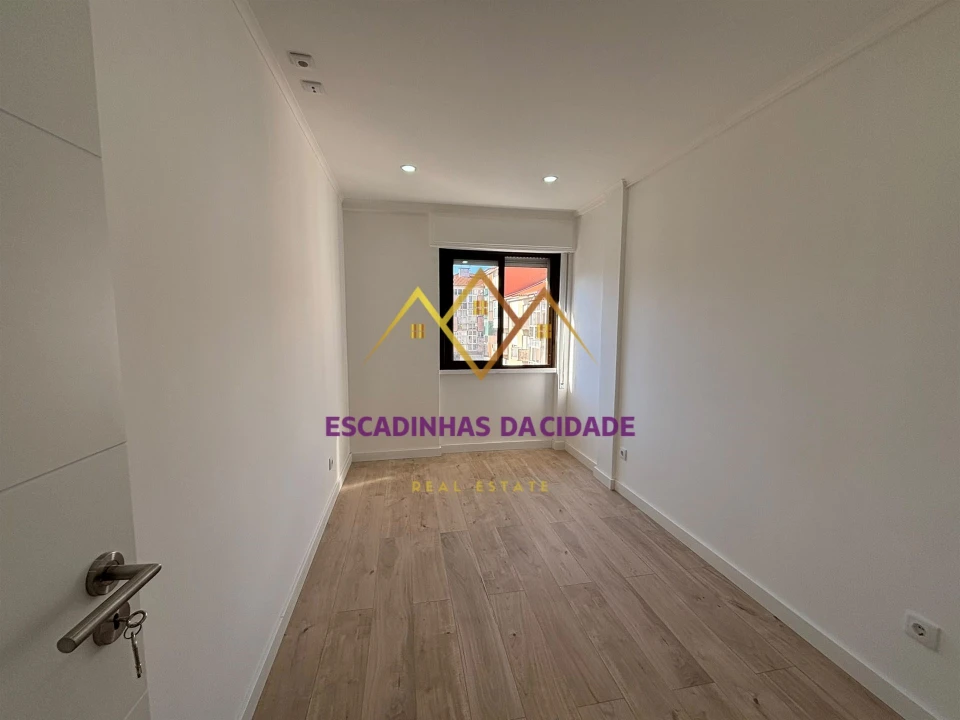 Apartamento T3 para Venda em Odivelas Foto 19