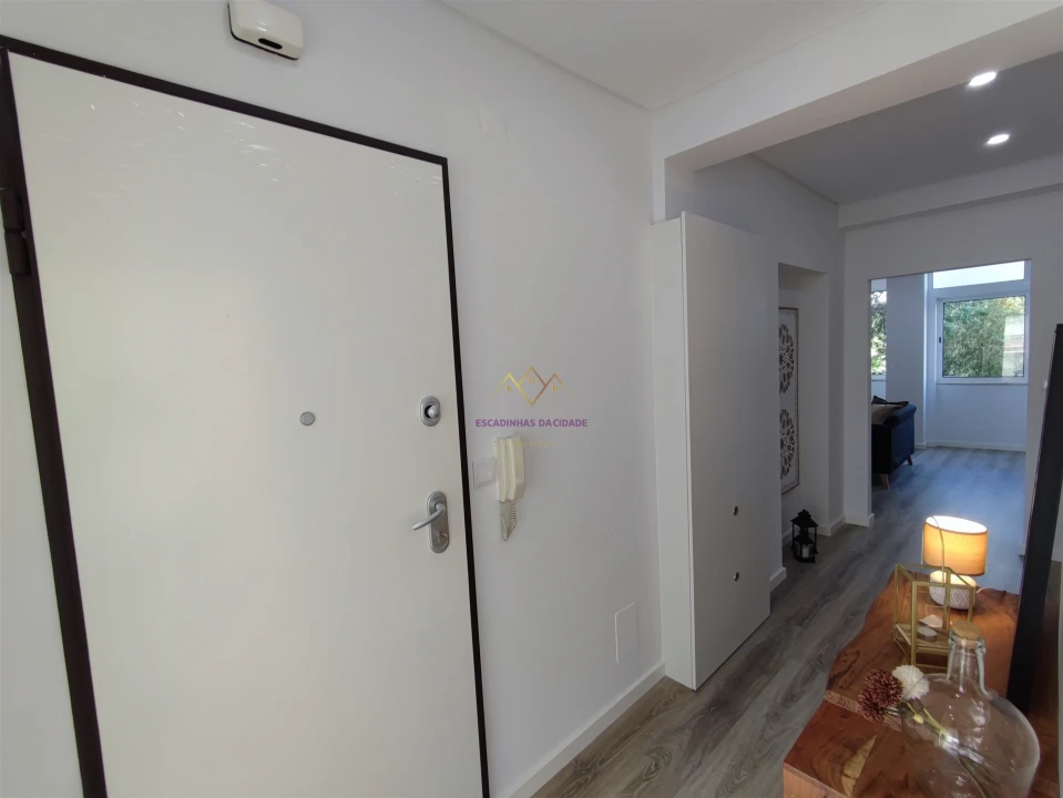 Apartamento T3 para Venda em Benfica Foto 12
