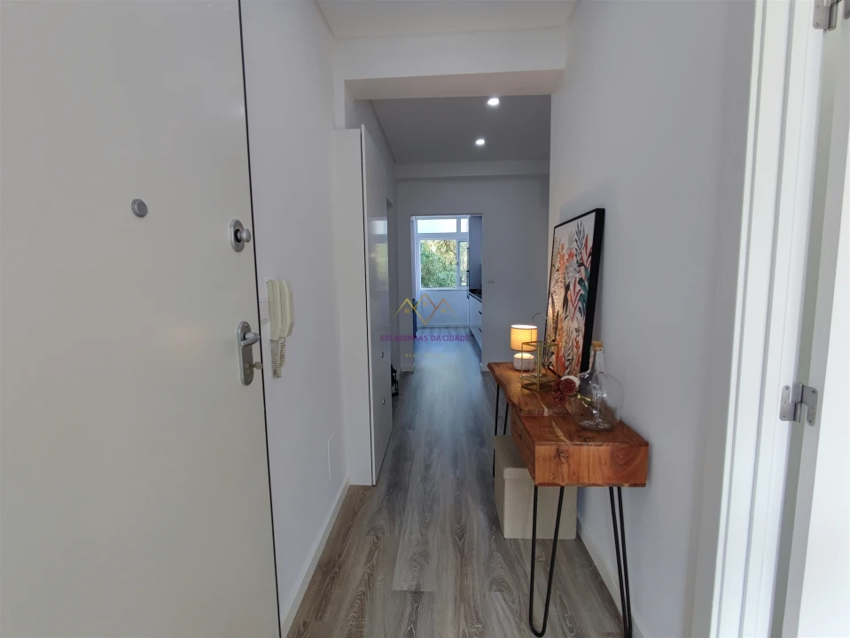 Apartamento T3 para Venda em Benfica Foto 10