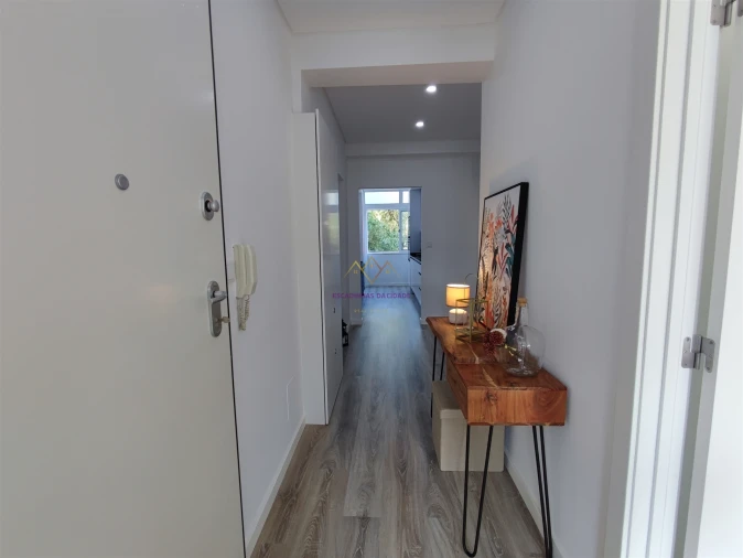 Apartamento T3 para Venda em Benfica Foto 10