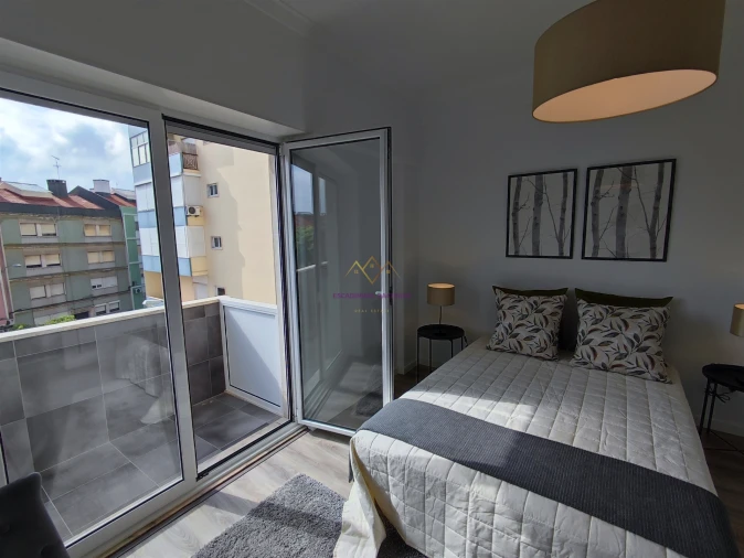 Apartamento T3 para Venda em Benfica Foto 6