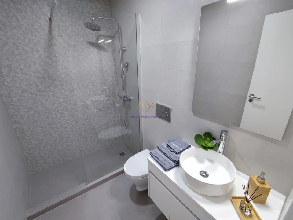 Apartamento T3 para Venda em Benfica Foto 31