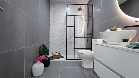 Apartamento T3 para Venda em Benfica