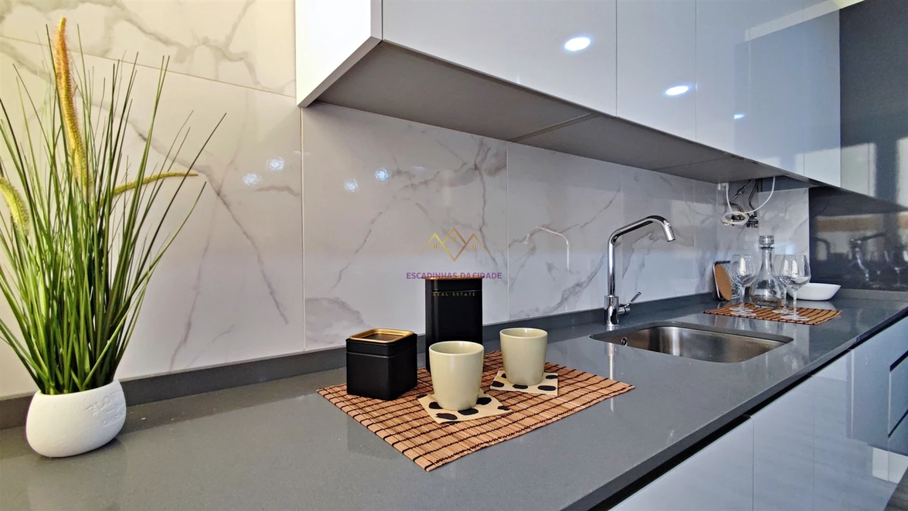 Apartamento T3 para Venda em Benfica Foto 15