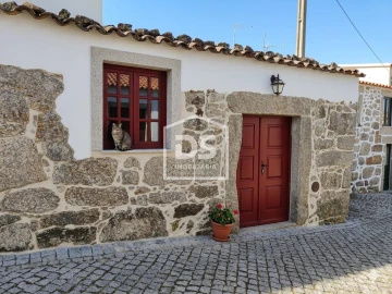 Moradia T1 para Venda em Lajeosa do Mondego