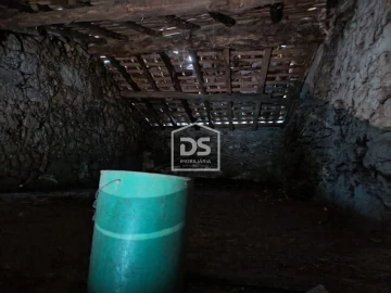 Moradia T1 para Venda em Lajeosa do Mondego