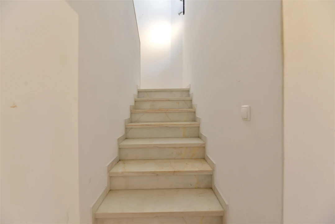 Apartamento T2 para Arrendamento em Carcavelos e Parede Foto 7