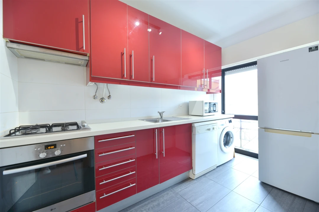 Apartamento T2 para Arrendamento em Carcavelos e Parede Foto 21