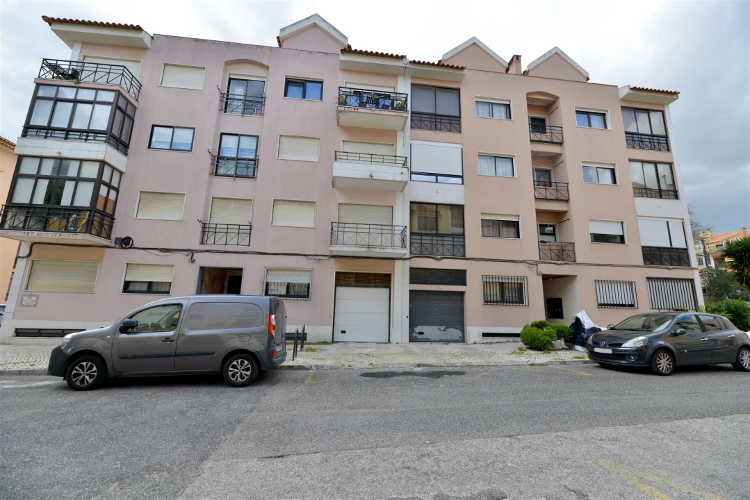 Apartamento T2 para Arrendamento em Carcavelos e Parede Foto 30