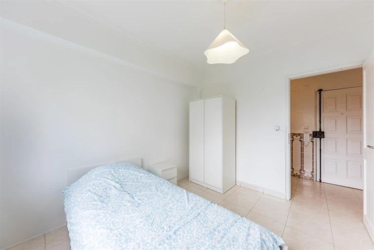 Apartamento T2 para Venda em Rio de Mouro Foto 15