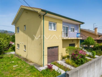 Moradia T3 para Venda em Barreiros