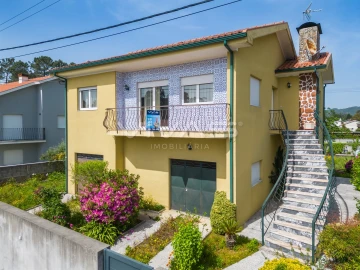 Moradia T3 para Venda em Barreiros