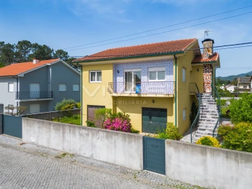 Moradia T3 para Venda em Barreiros