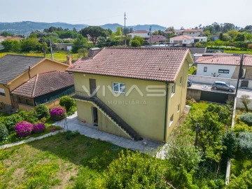 Moradia T3 para Venda em Barreiros