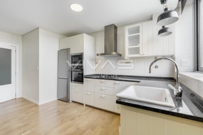 Apartamento T2 para Venda em São Vitor (Braga)