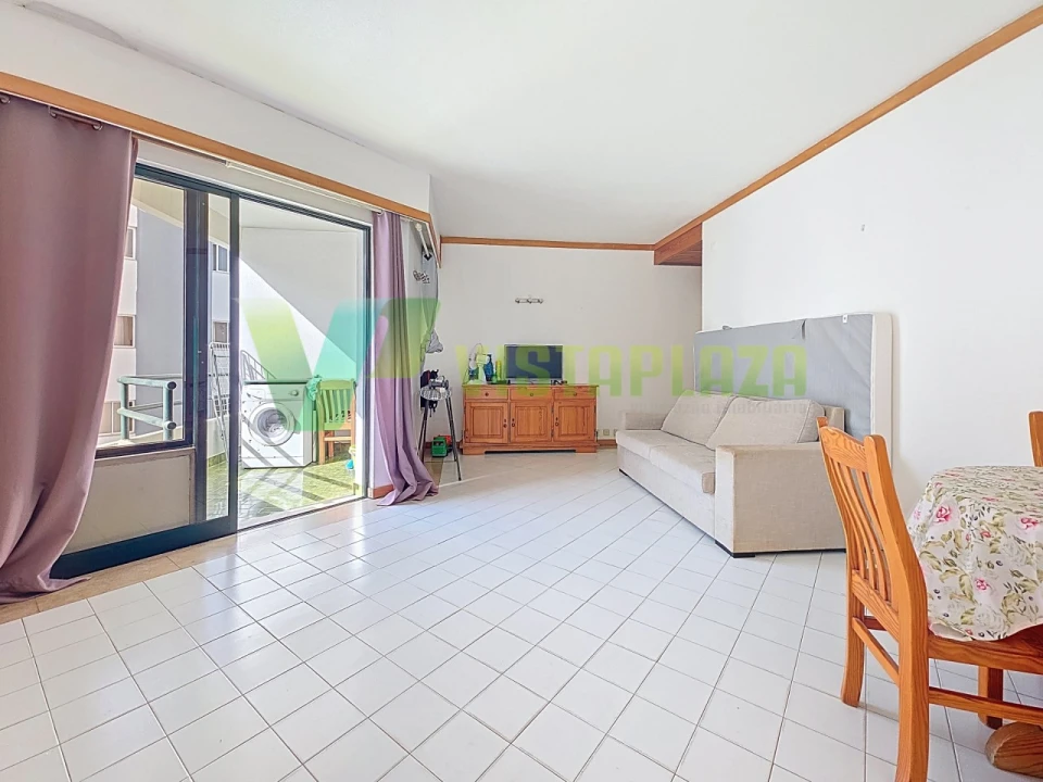 Apartamento T1 para Venda em Quarteira Foto 12