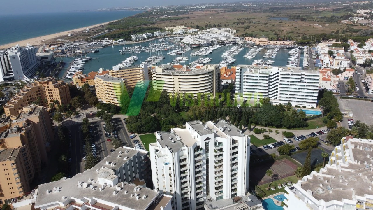 Apartamento T1 para Venda em Quarteira Foto 16