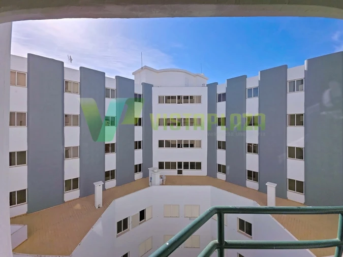 Apartamento T1 para Venda em Quarteira Foto 15