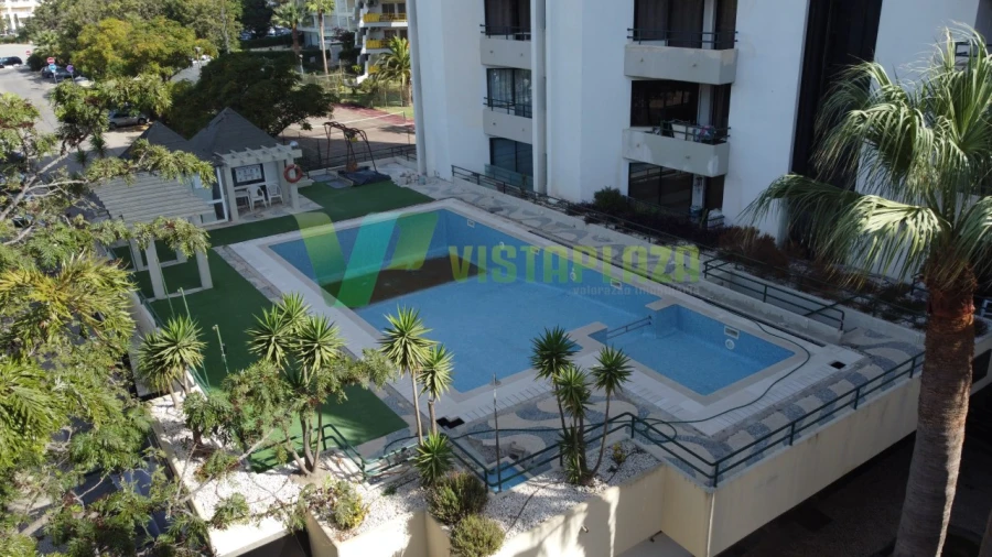 Apartamento T1 para Venda em Quarteira Foto 4