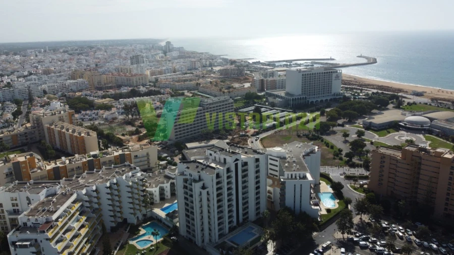 Apartamento T1 para Venda em Quarteira Foto 17