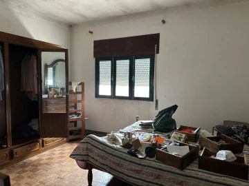 Moradia T3 para Venda em Vila e Roussas