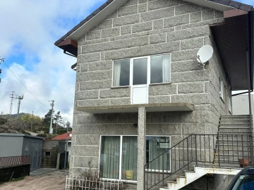 Negócio para Arrendamento em Castro Laboreiro e Lamas de Mouro