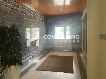 Apartamento T2 para Venda em Carcavelos e Parede
