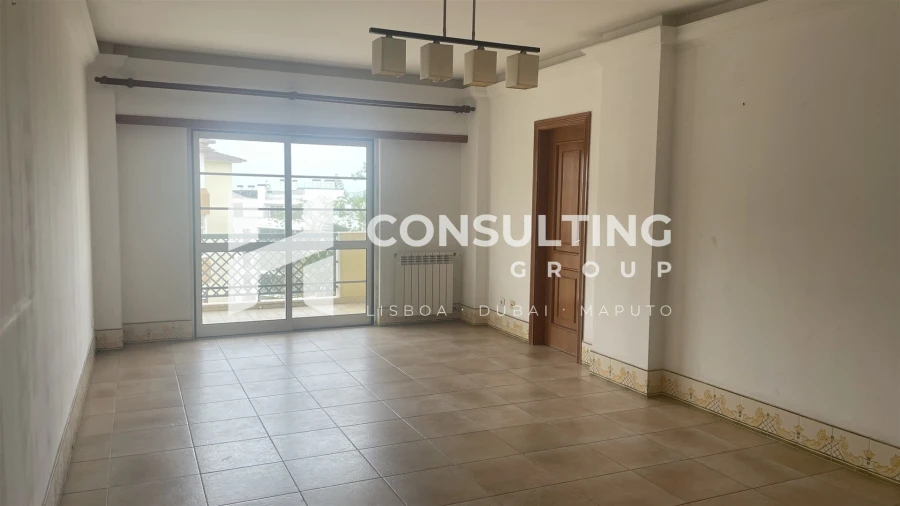 Apartamento T2 para Venda em Carcavelos e Parede Foto 14