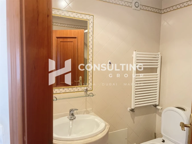 Apartamento T2 para Venda em Carcavelos e Parede Foto 40