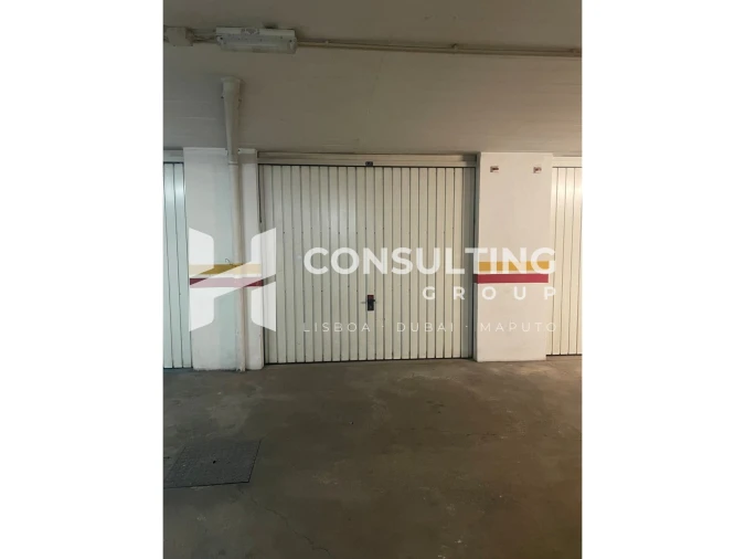 Apartamento T2 para Venda em Carcavelos e Parede Foto 46