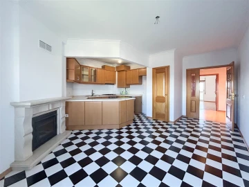 Apartamento T4 para Venda em Castelo Branco